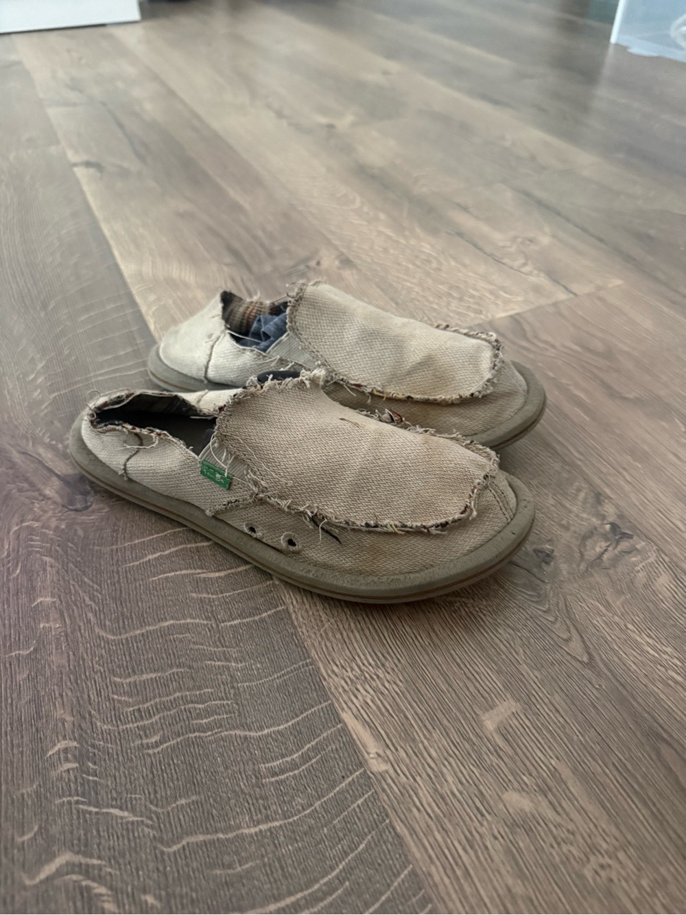 Women’s Sanuk’s Size 7